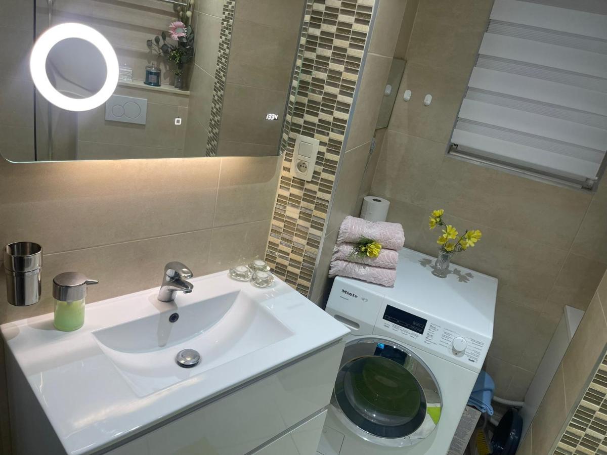 בריסל Appartement Centre Zaza מראה חיצוני תמונה