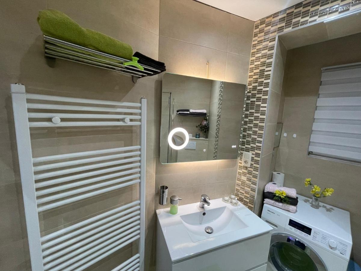 בריסל Appartement Centre Zaza מראה חיצוני תמונה